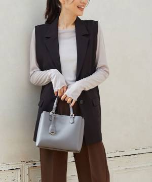 はい、スタメン入りです♡【ハニーズ】見た目以上の収納力！「きれいめバッグ」