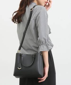 はい、スタメン入りです♡【ハニーズ】見た目以上の収納力！「きれいめバッグ」