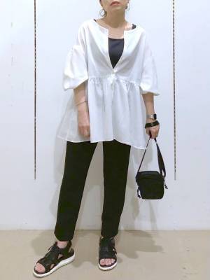 1枚あれば無敵っ♡【グローバルワーク】どんなコーデにも合う「ホワイトトップス」