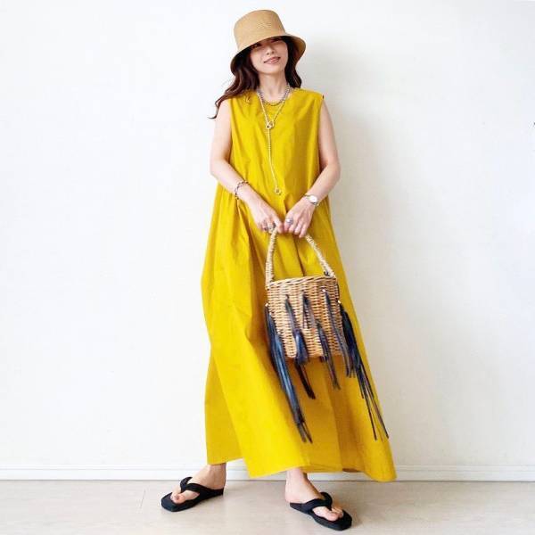 最強に可愛い！今夏ゲットすべきサンダルは【トングサンダル】が正解♡