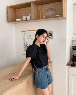 簡単に‟韓国風コーデ”に！ 今注目の【カジュアルガーリー】が可愛い