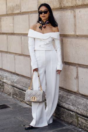 カラーを使って夏顔に！ポーンウィカ・シュピーカーのコーデ集【今、気になるファッションアイコン】