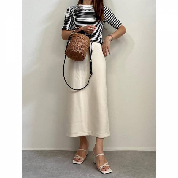 1週間これがイイ♡【ユニクロ】一気に大人っぽ！ 1枚は欲しい「Iラインスカート」