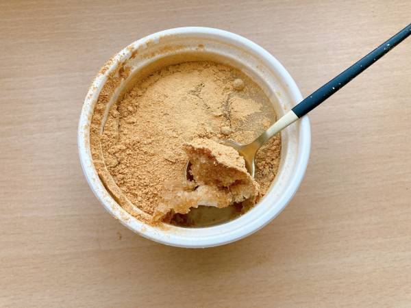 ＜数量限定＞「クセになる味」の虜に…♡【ファミマ】「要チェック」“黒みつきなこかき氷”が超絶品！