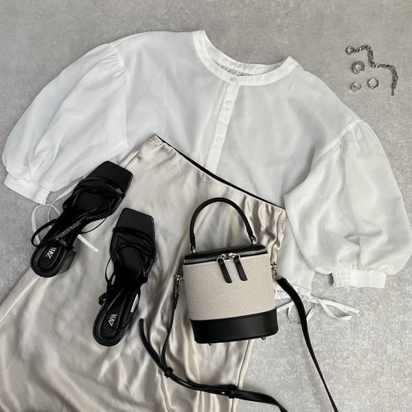 《SNSでも話題》この安さは「買い」一択！【GU】「高見え」すぎると大絶賛の”サテンロングスカート”