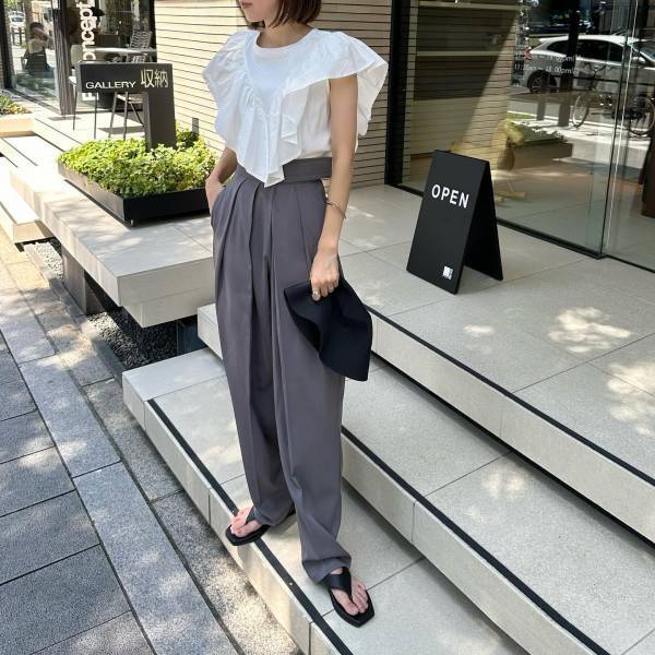 夏は甘めトップスが正解♡【フリルトップス】で作る「夏の愛されコーデ」って？