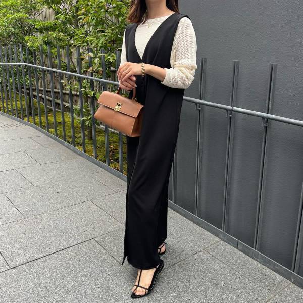 頼む！完売しないでッ！【ユニクロ】上品さ際立つ♡「メッシュトップス」