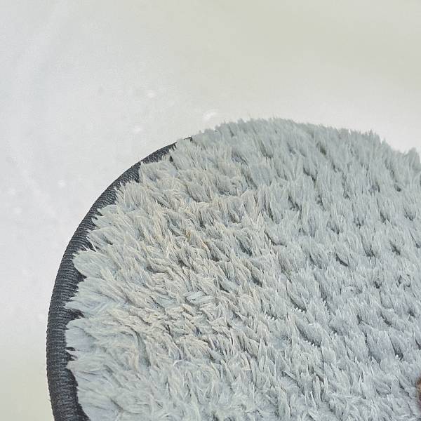 「既に品薄状態」！？とにかく「スゴイ」と噂の【ダイソー】『メイク落とし用パフ』水でメイクが落とせるって本当？