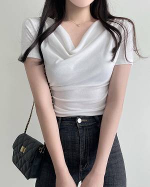 オシャレの必需品！ 【ホワイトトップス】でスタイルを引き立てる