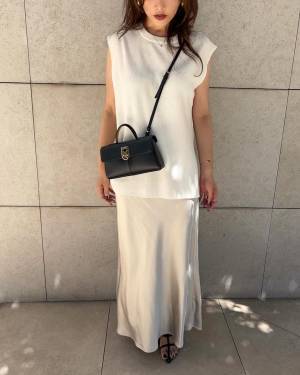 二の腕・お腹「目立ちません！」＜想像以上＞【GU】「秋も着られる」“フレンチスリーブニット”が最高