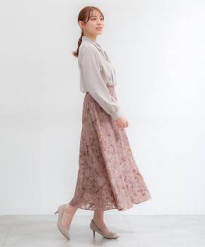 こりゃ、モテちゃうな♡【ハニーズ】シンプルコーデがあか抜ける！「柄スカート」