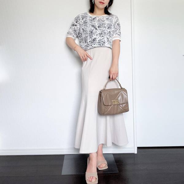 「過去イチ更新」キターッ♡【GU】オシャレさん大歓喜！「大人っぽスカート」