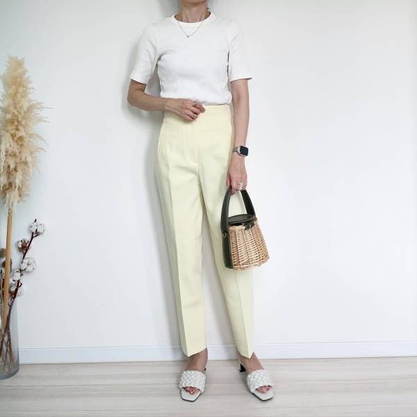 持ってない人、GETして！【ユニクロ】着回し無限じゃん♡「白Tコーデ」