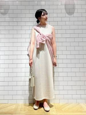 シルエット美人♡【ローリーズファーム】1枚でさらっと着られる！「ノースリワンピ」