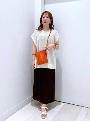 いつものコーデをレベルアップ♡【グローバルワーク】簡単に試せる「差し色バッグ」