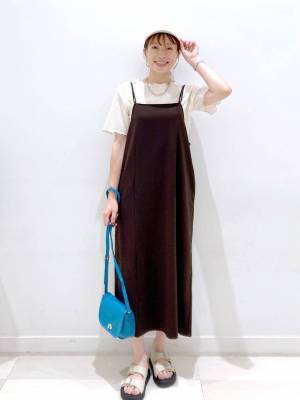 いつものコーデをレベルアップ♡【グローバルワーク】簡単に試せる「差し色バッグ」