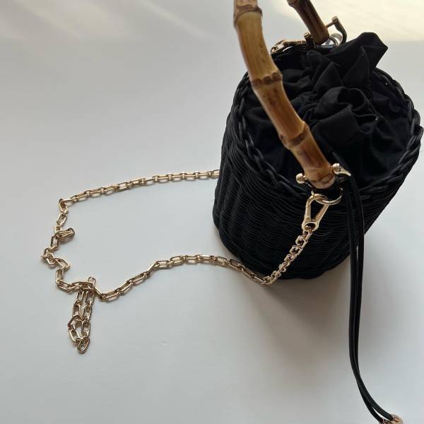 ＜買って大正解＞必需品「全て入る」！【ZARA】夏も秋も大活躍！“かごバッグ”紹介