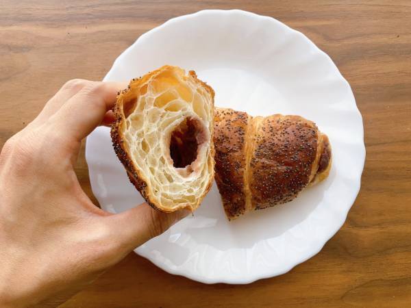 「あん」と「デニッシュ」の相性抜群！【ローソン】から新発売の”あんクロワッサン”特集