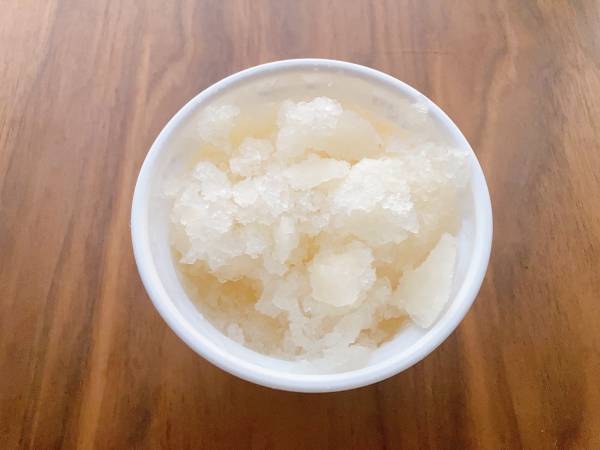 ＜大人気＞「ゴロっと」果実！絶品で「思わずストック」！【ファミマ】食べなきゃ損！？“サクレ梨”紹介