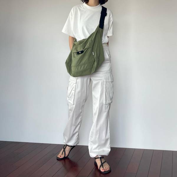 夏の足元は、オンオフ使える【トングサンダル】で決まり！