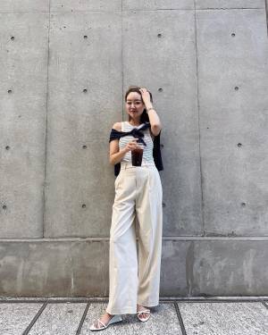 「活躍」すること間違いなしっ！！【ユニクロ】綺麗めコーデに使える”ボトムス”まとめ