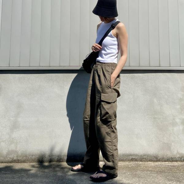 「活躍」すること間違いなしっ！！【ユニクロ】綺麗めコーデに使える”ボトムス”まとめ