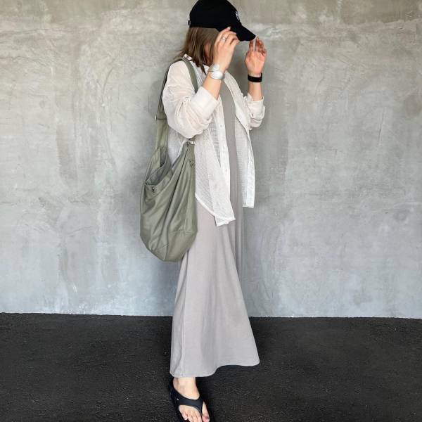 ダサ見えしない！A4サイズがすっぽり入る【大きめバッグ】って？