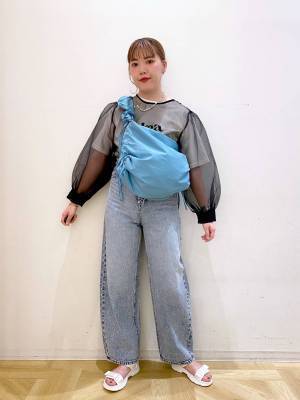 今季、取り入れたい！コーデがキュッと引き締まる【ドロストアイテム】