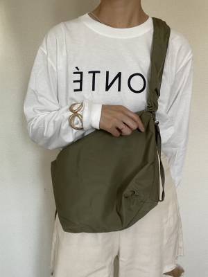 「くしゅっと」感がほんっと可愛い…♡【しまむら】めちゃ「映えます」！！“靴下＆バッグ”をコーデにプラス！