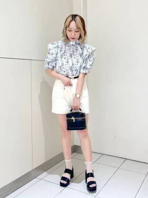 は、ハイセンスだわ！！【Heather】完売前に絶対GETしたい！「おしゃれブラウス」