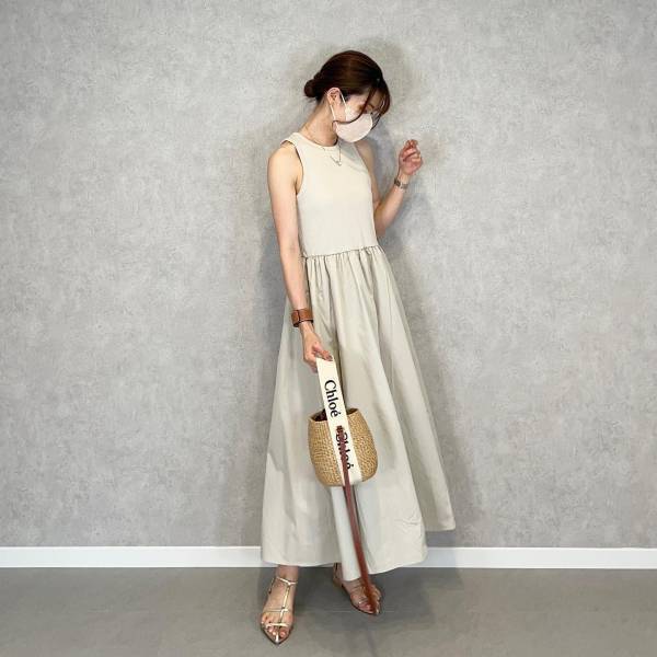 こりゃあ即決だわ♡【GU】プチプラでありがたい！ 大人可愛い「ロングワンピ」