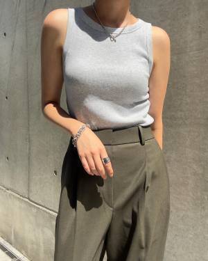 ＜イロチ買い多発中！！＞【ユニクロ】暑い夏こそ大活躍！ おしゃれ「万能タンク」