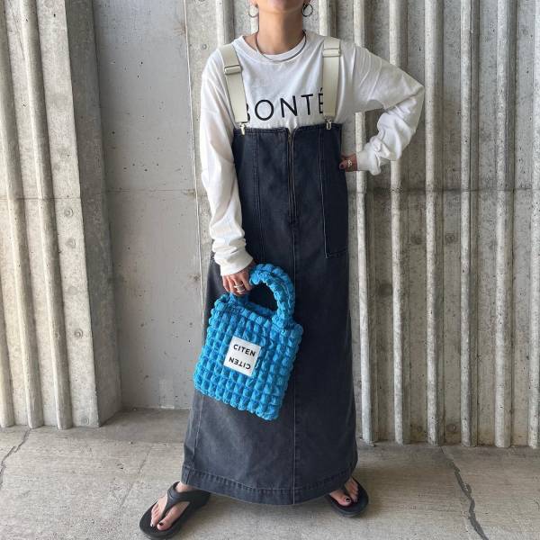 ＜2色買い推奨＞夏も秋も「スタメン」！！【しまむら】「絶対買うと決めてた」“デニムジャンスカ”特集