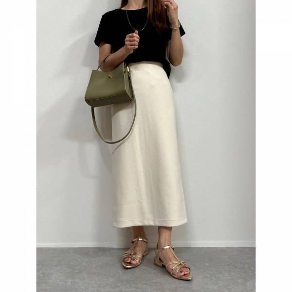 やっぱり『白』でしょ！！【ユニクロ】オシャレさんも買ってる♡「ホワイトアイテム」