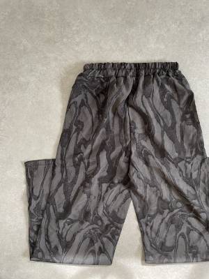 「どれも当たりだった」「一目惚れして即カゴ」【SHEIN】暑い夏に超快適！”涼しげアイテム”3選