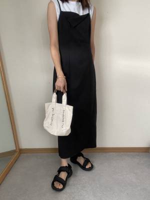 「スタイルを良く見せて」くれて「かなりおすすめ」♡【JUNOAH】でGETした”大人っぽワンピ”紹介