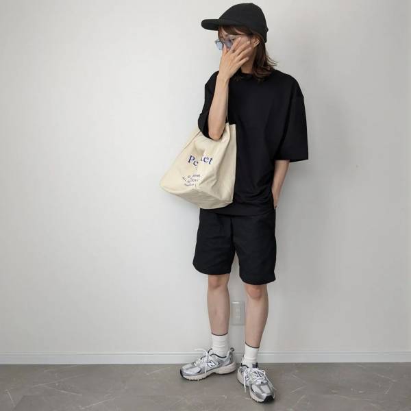 一枚は買うべしッ！【ユニクロ 】だぼっと感が可愛い！「メンズTシャツ」