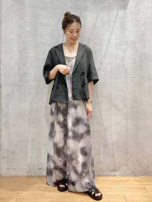 トレンド感溢れる♡【ローリーズファーム】夏ムード満点！「キャミワンピース」