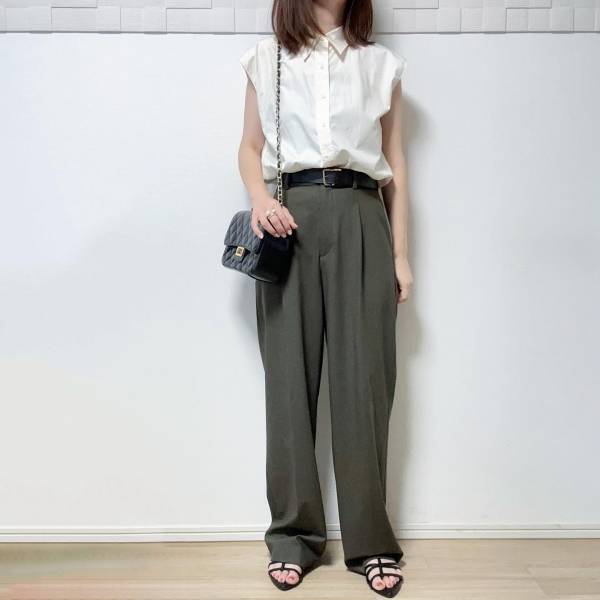 「本当使いやすい…」「天才」アイテム！！【ユニクロ】＜バズりボトムス＞が「万能」すぎるっ！！