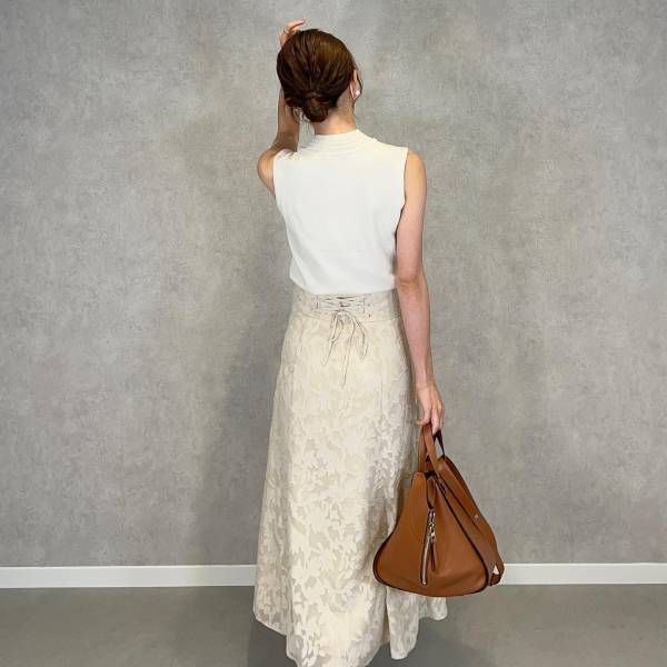 「キタキター！！」「細見え」効果抜群！【GU】「すごーく使える」“ノースリニット”まとめ