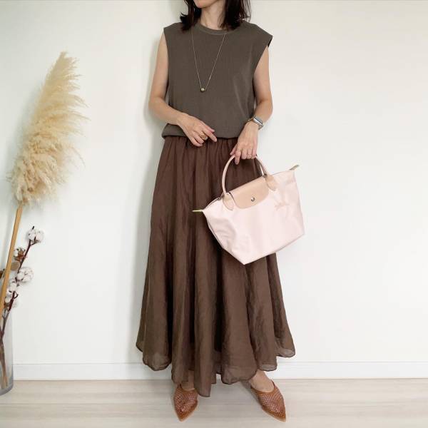 ＜今年はひと味違う！＞「買って良かった」の声！【GU】快適すぎる”サマーセーター”の色味に一目惚れ♡