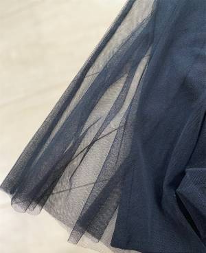 「一目惚れした」♡お手入れも楽ちん！【しまむら】1枚で「エレガント」な”チュールトップス”特集