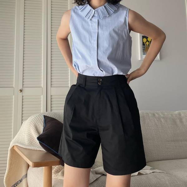 夏に着たい！涼しげな印象をプラスする【ブルーシャツ】