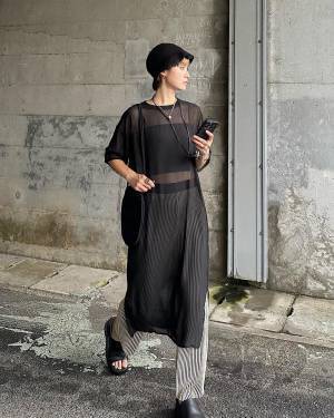 夏の【ミニ丈トップス】がやっぱオシャレ！