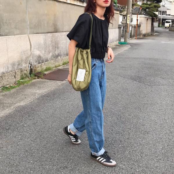 文句ナシで『一軍』です！！【ユニクロ】色も形も最高◎ 着回し力抜群な「優秀デニム」