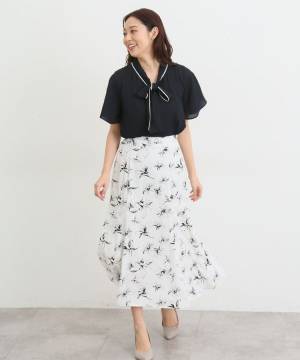 これが【ハニーズ】の本気かッ！！ オンオフ問わず使える♡ 毎日でも着たい「上品ブラウス」