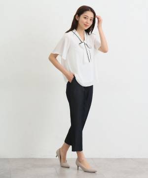 これが【ハニーズ】の本気かッ！！ オンオフ問わず使える♡ 毎日でも着たい「上品ブラウス」