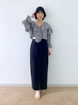 か、可愛い！！【ローリーズファーム】コーデに甘さを加える♡「フリルトップス」