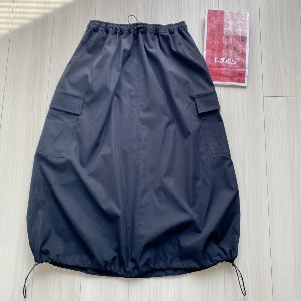 今年っぽ「カーゴデザイン」に惚れた！【しまむら】「優れモノ♡」”バルーンカーゴスカート”