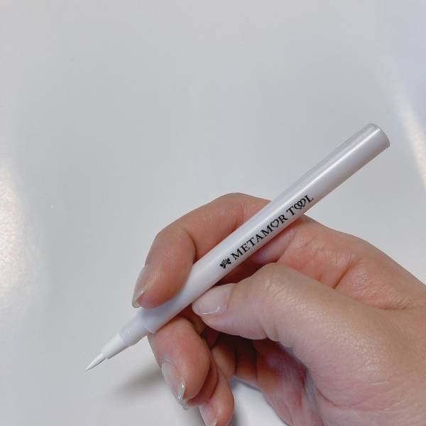 これが110円って嘘でしょ…！【セリア】「クオリティ」すごすぎ…”カラーアイライナー”に感動